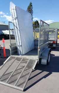 Queen mattress in a 6×4 trailer